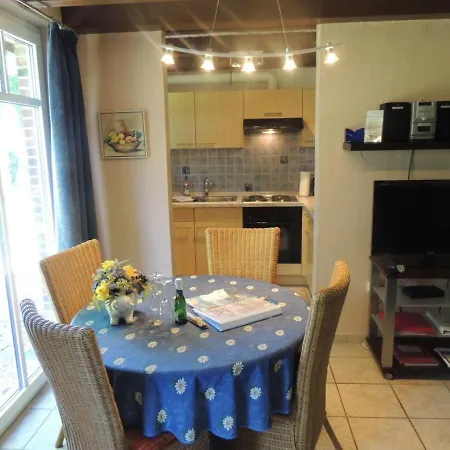 Ferienhaus Biene Am Siel Casa vacanze *