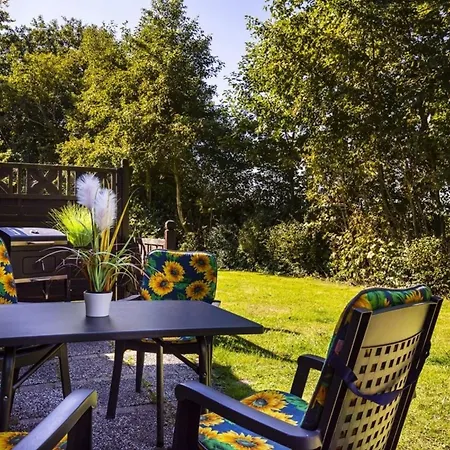 Holiday home Biene Am Siel Neufunnixsiel